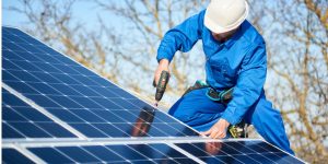 Installation Maintenance Panneaux Solaires Photovoltaïques à Frasne